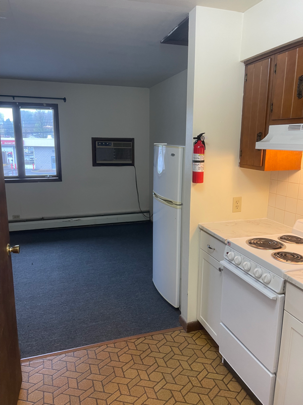 1210 N Atherton #JULY - Photo 2 of 5