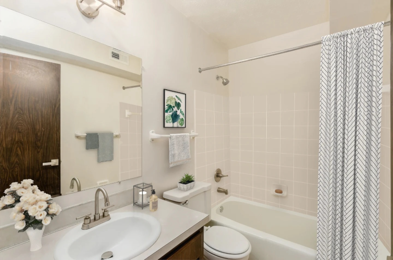 4443 Mobile Dr #1-1 - Photo 5 of 19