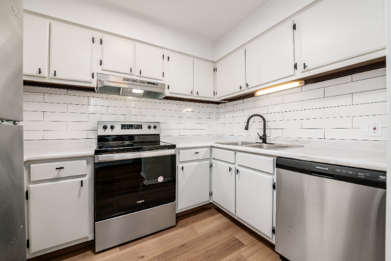 4445 Mobile Dr #2-1-5 - Photo 6 of 12