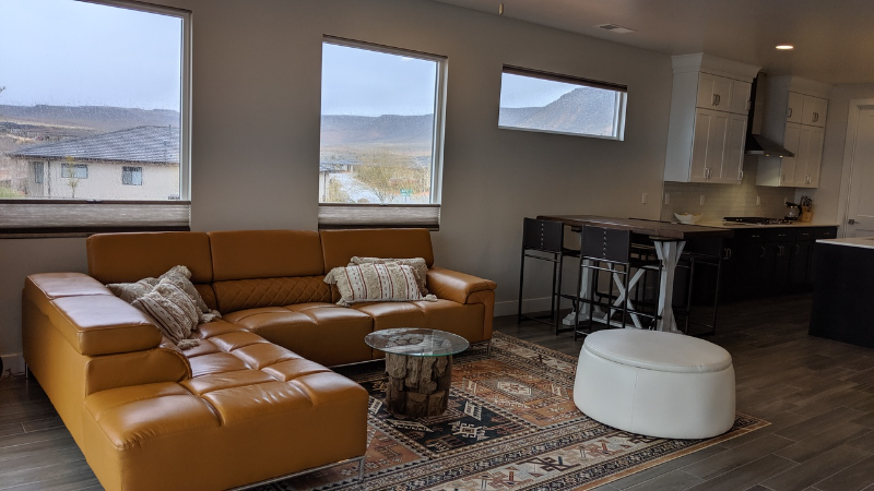 945 W Jonathon Dr - Photo 5 of 50