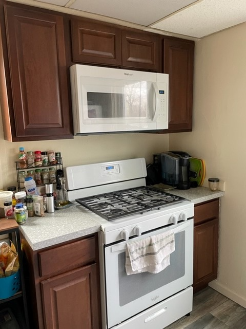 6517 Northumberland St - Photo 5 of 9