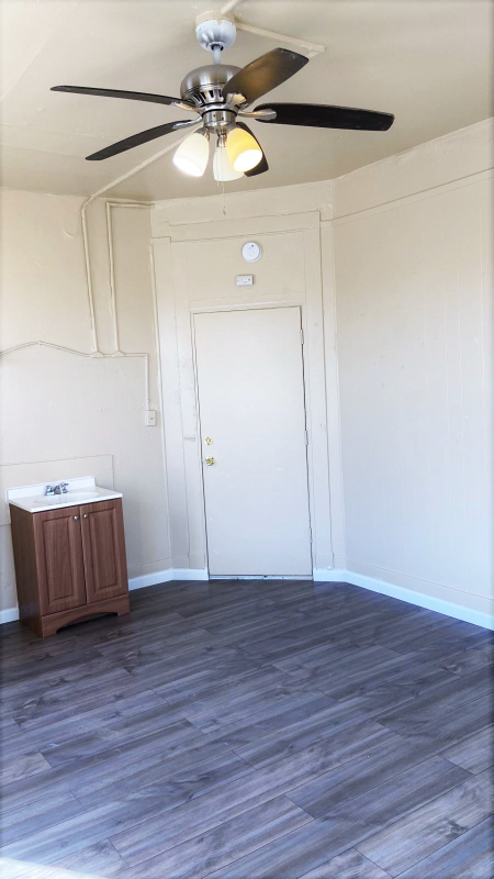 20 Staff Sgt Pendleton Way - Photo 3 of 5