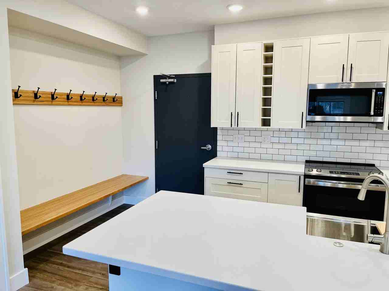 1001 River Dr #320 - Photo 6 of 11