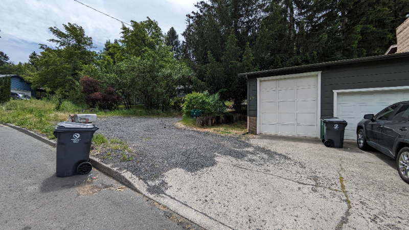 809 E F St - Photo 2 of 24