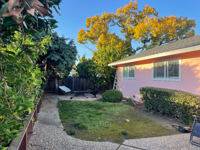 875 September Dr - Photo 7 of 12