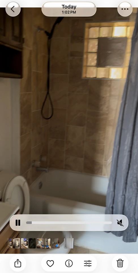 224 W 31st St #2R - Photo 2 of 7