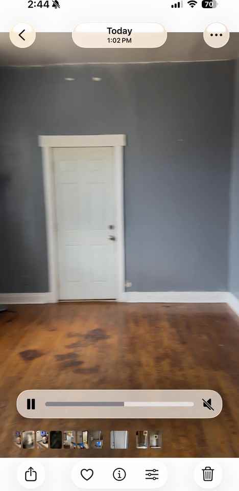 224 W 31st St #2R - Photo 3 of 7