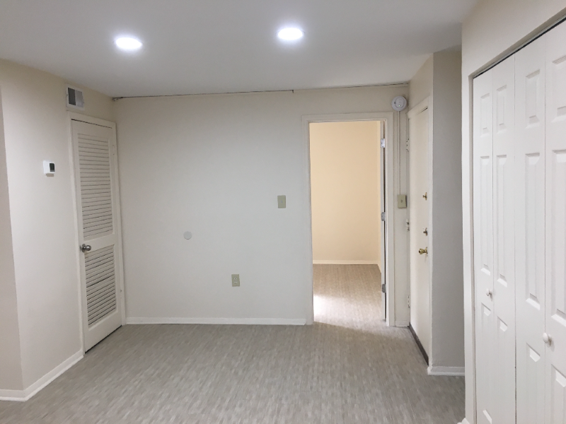 810 Saint Paul St #T2 - Photo 5 of 14