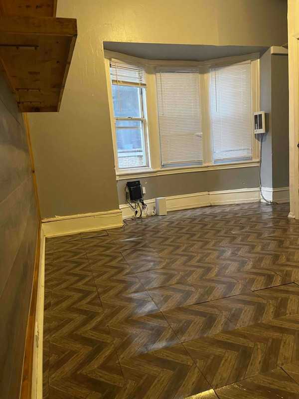 4 N 50th St #1stFL - Photo 7 of 12