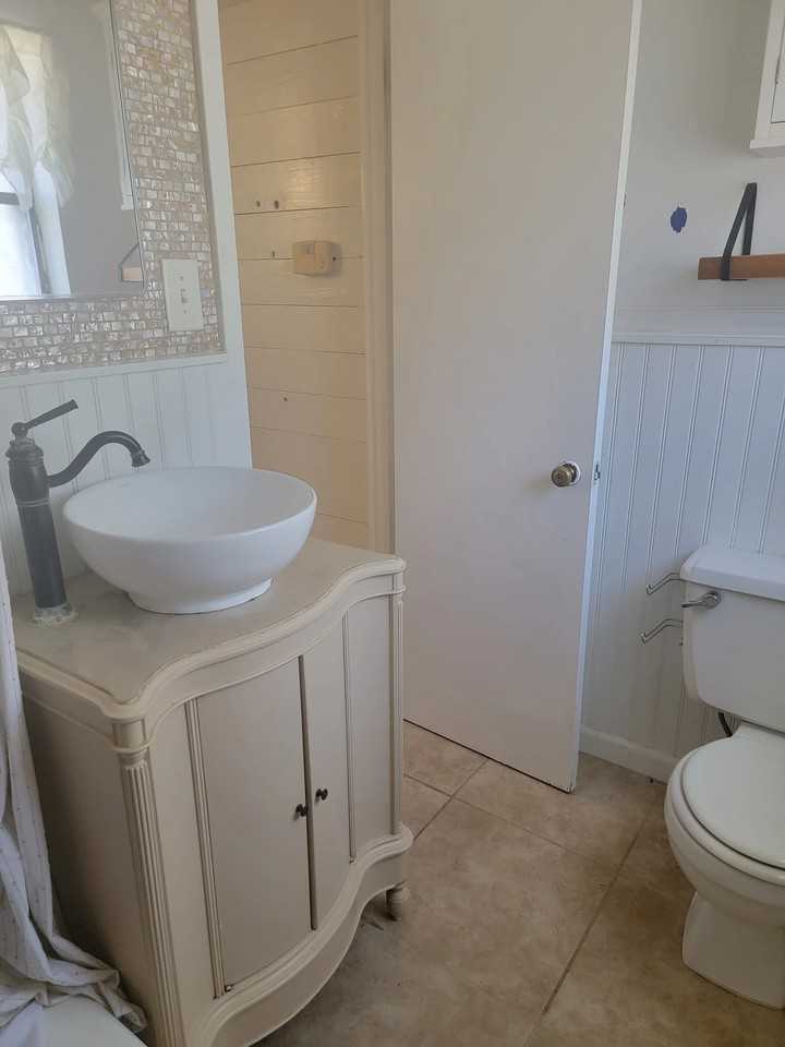 133 California Dr Ne - Photo 5 of 15
