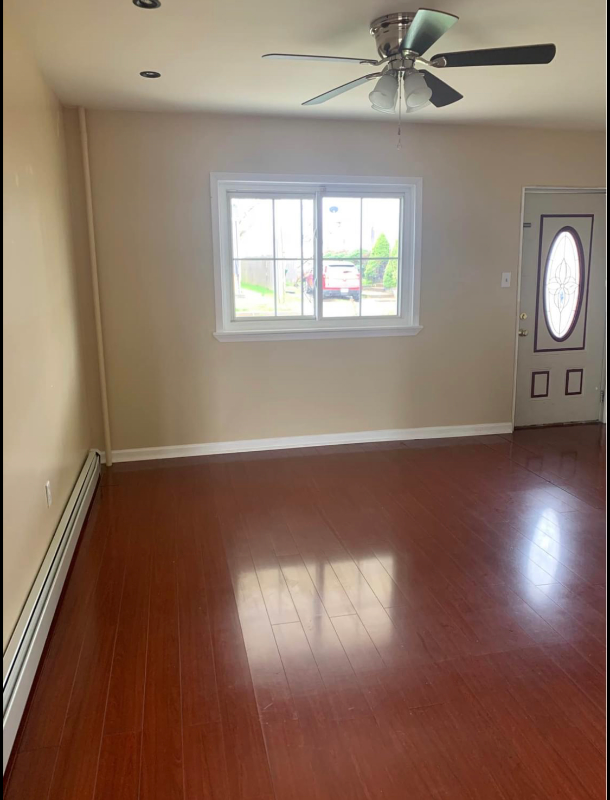 382 E Grove St - Photo 3 of 12