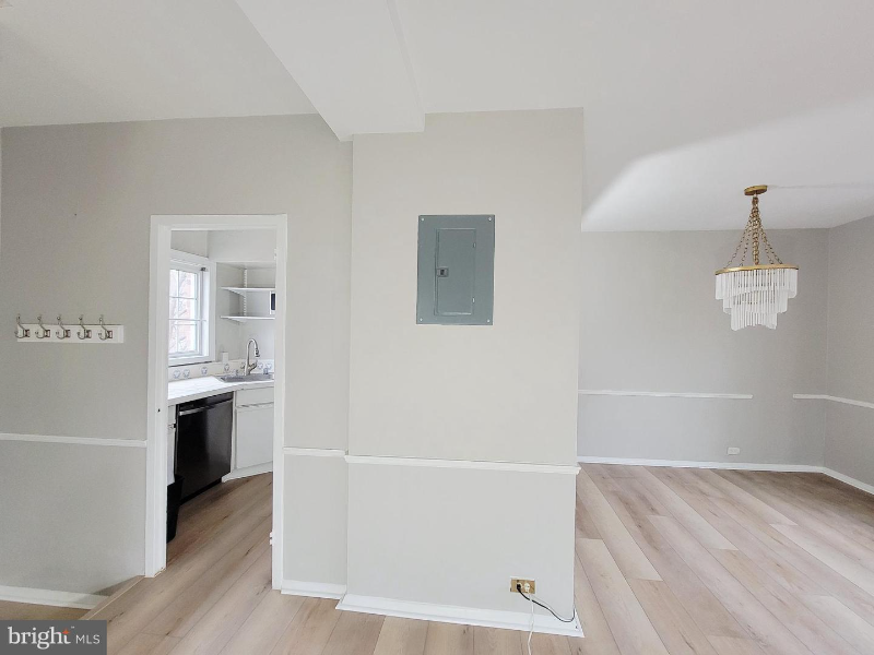 3408 Gunston Rd - Photo 3 of 18
