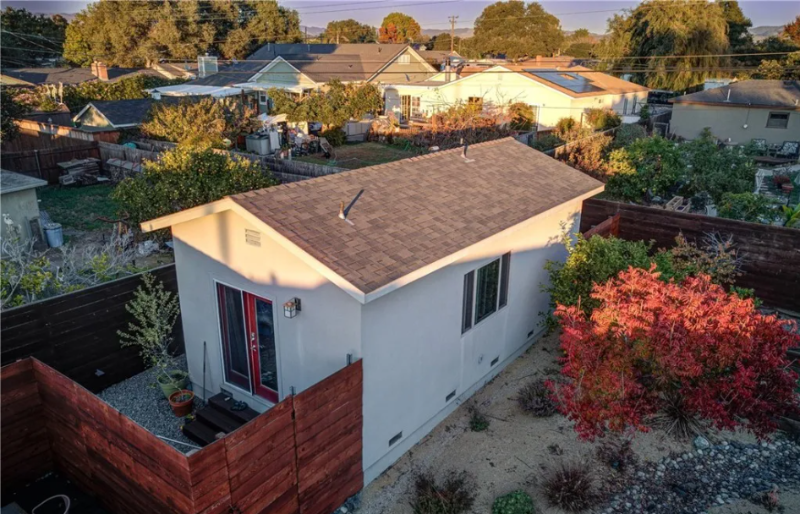 419 Pecan St - Photo 6 of 6