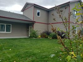 featured image of 3535 Shanly St