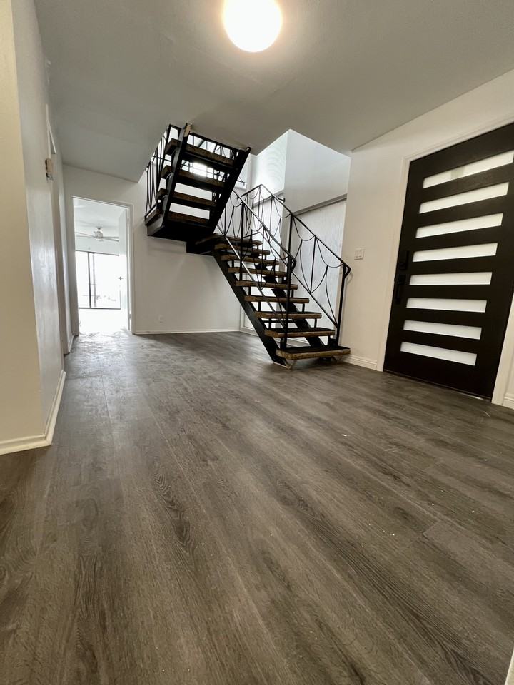 2052 Terrace Drive - Photo 4 of 19