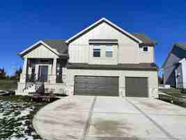 featured image of 19322 W 109th Pl