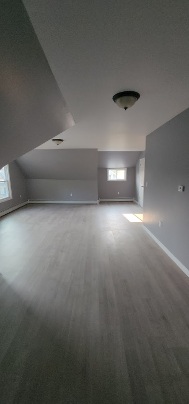 130B Edgewood St #B - Photo 3 of 13