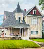 featured image of 102 Jackson St