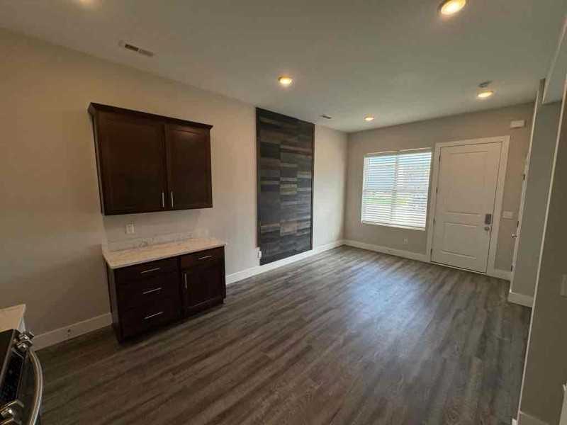 1609 Fagan St #105 - Photo 5 of 23