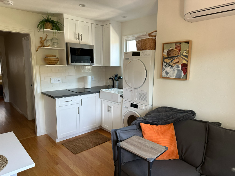 172 Rogers Ave #B - Photo 3 of 20