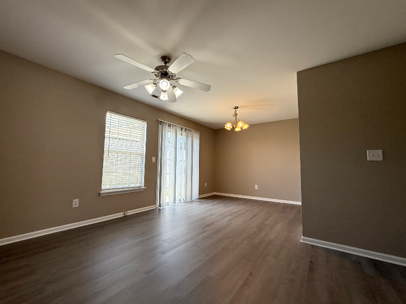 705 Bellview Way - Photo 3 of 10