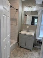 featured image of 176 Everett St #1