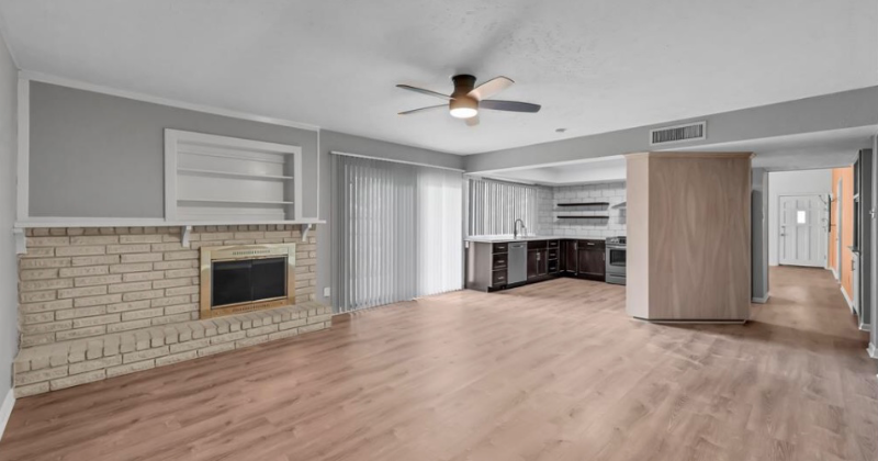 2239 Fairgreen Dr - Photo 7 of 21