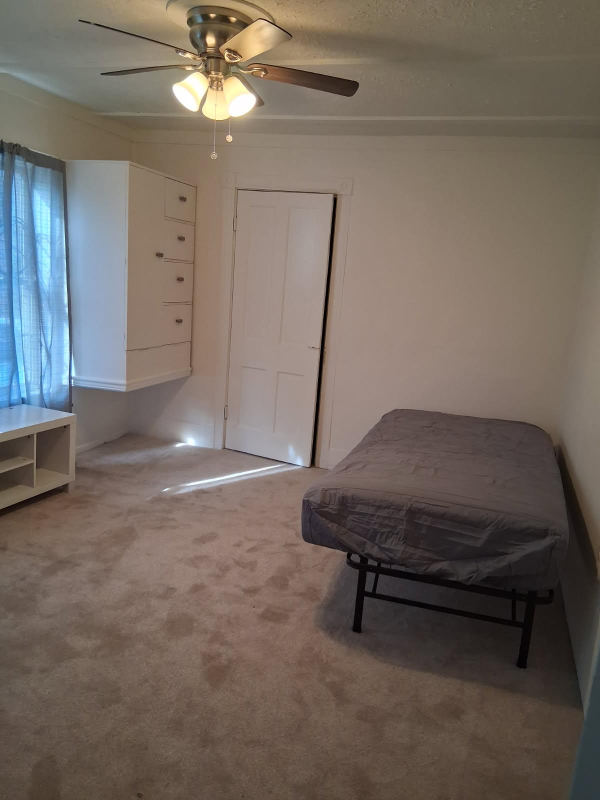 1529 18th St #2 - Photo 4 of 6