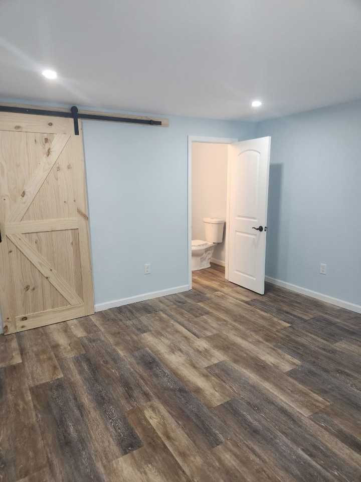 2119 Oaklyn Dr #B - Photo 5 of 11