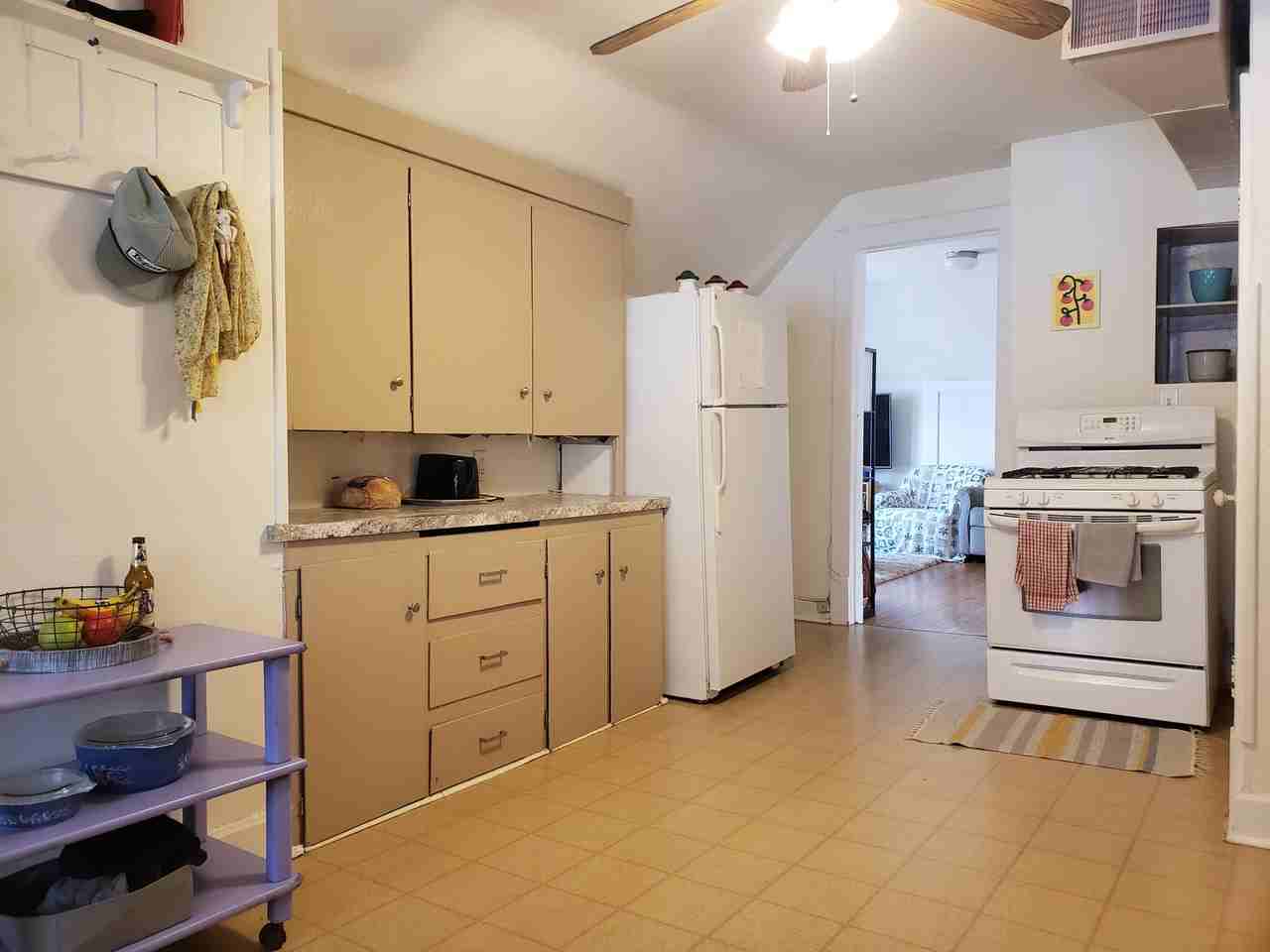 2156 Linden Ave #3 - Photo 7 of 24