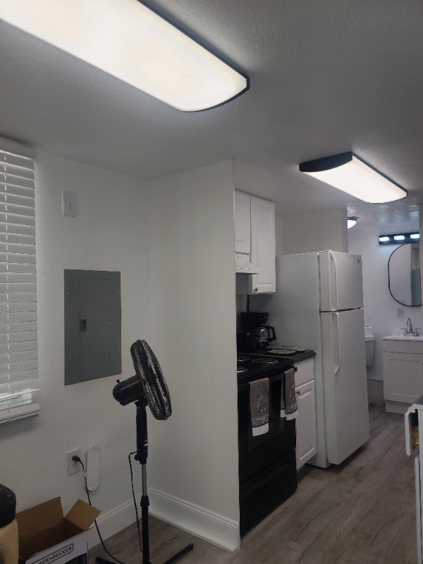 2335 Cochran St #1-2 - Photo 3 of 14