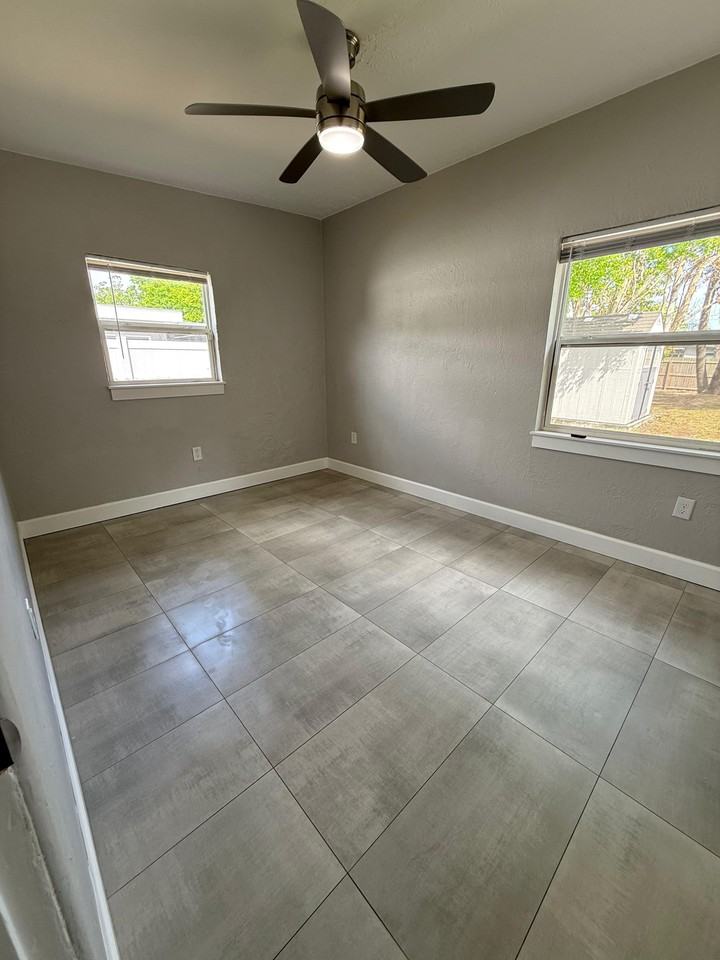 5212 Old Cheney Hwy #NA - Photo 6 of 12