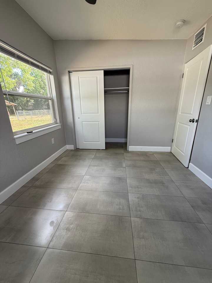 5212 Old Cheney Hwy #NA - Photo 7 of 12