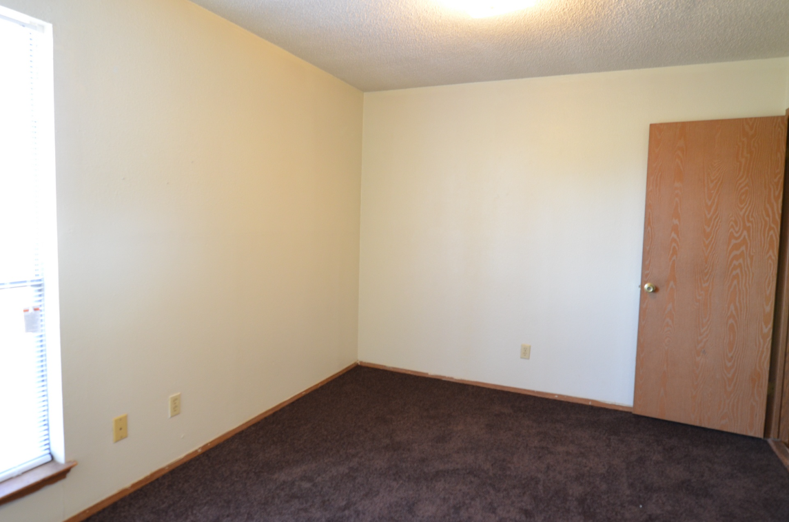 1637 Kelly Dr #NA - Photo 7 of 12