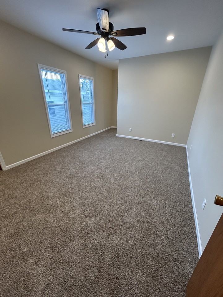 211 E 2nd St #NA - Photo 7 of 16