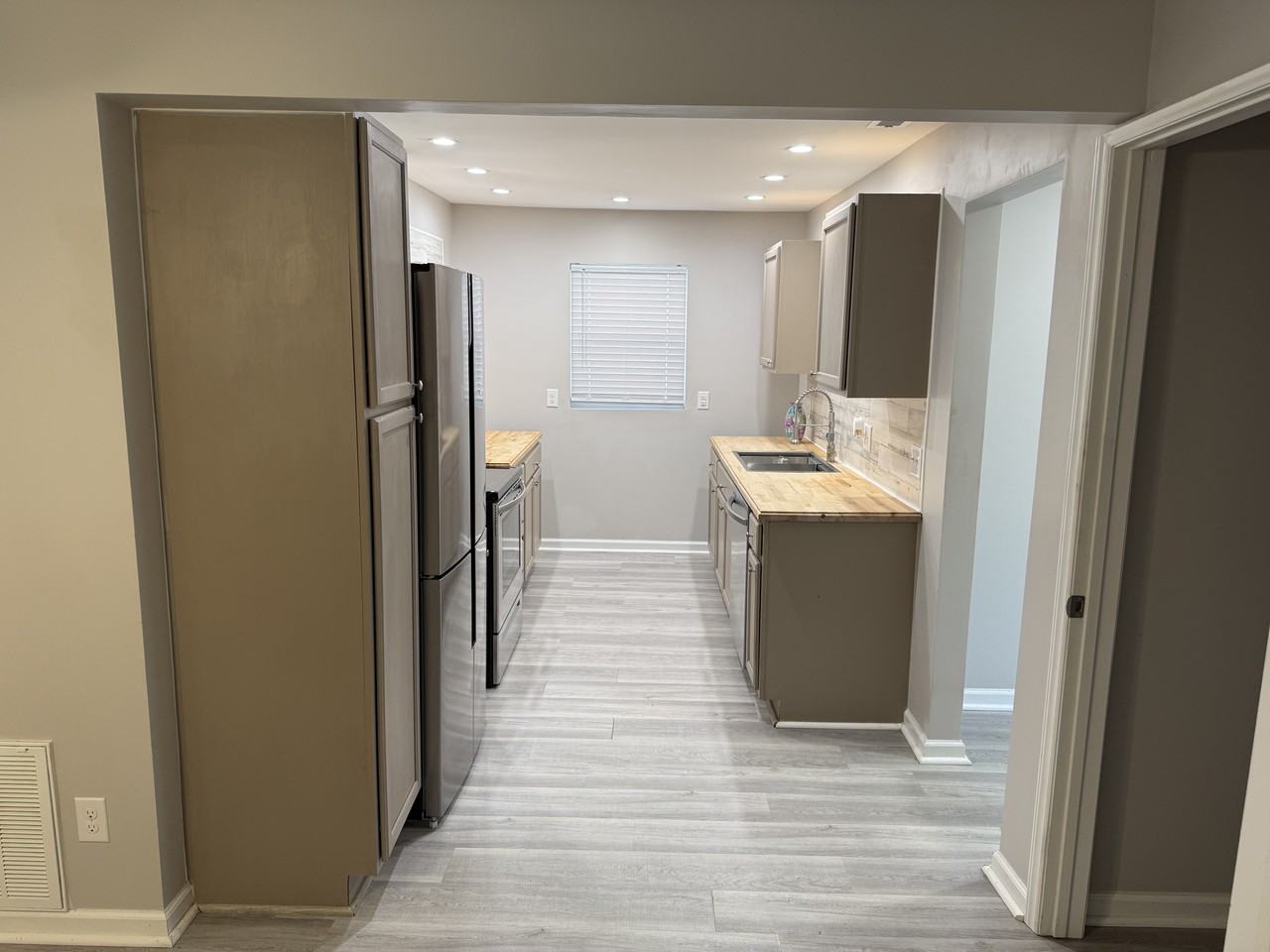 304 Bell St #NA - Photo 4 of 9