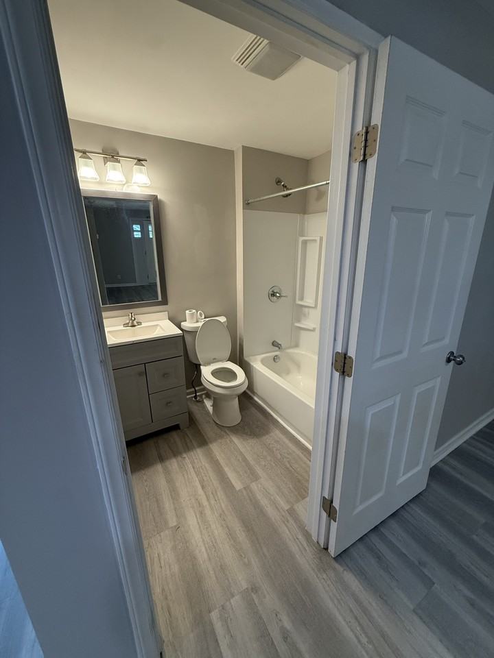 304 Bell St #NA - Photo 7 of 9