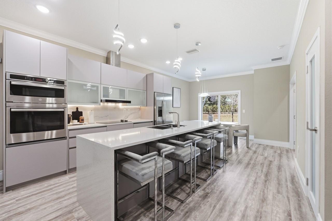 2004 Greenbriar Ter - Photo 4 of 49