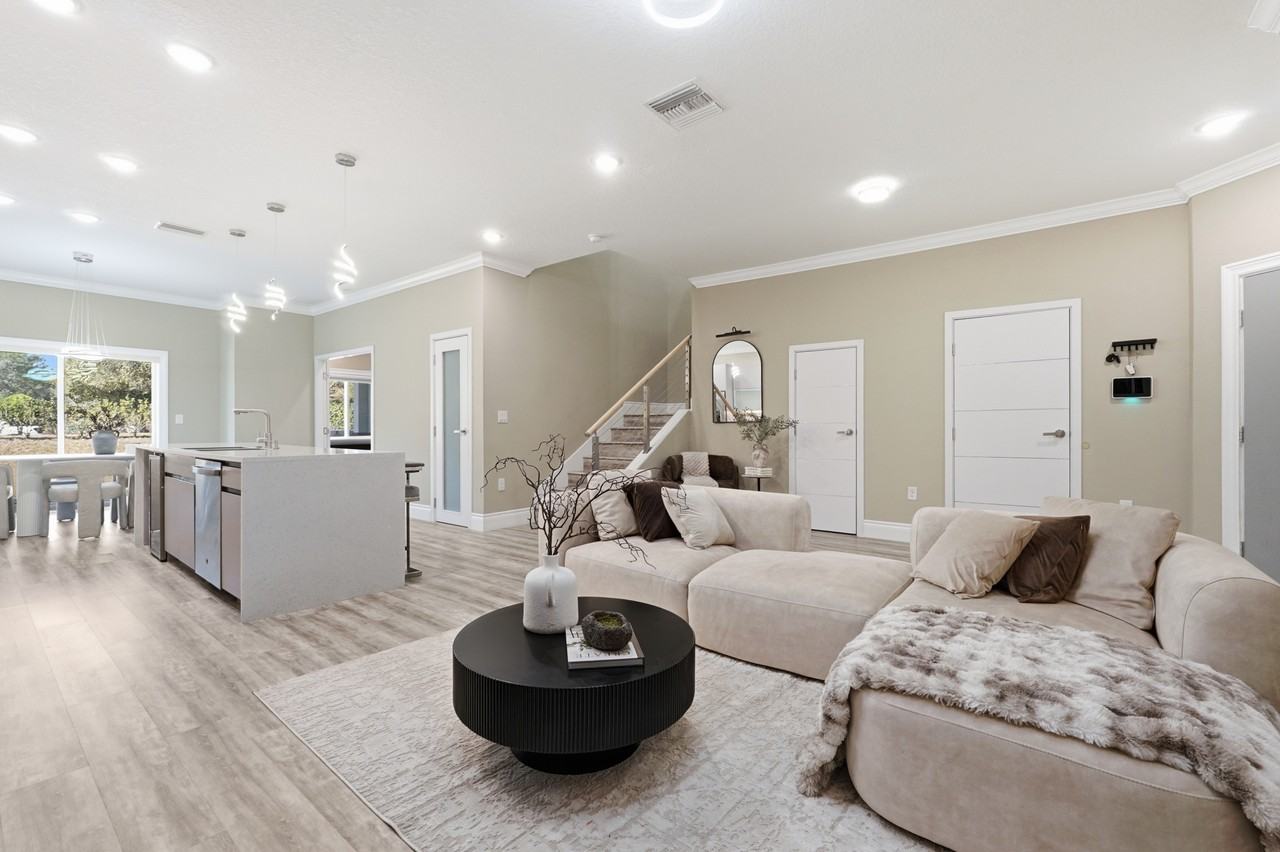 2004 Greenbriar Ter - Photo 6 of 49