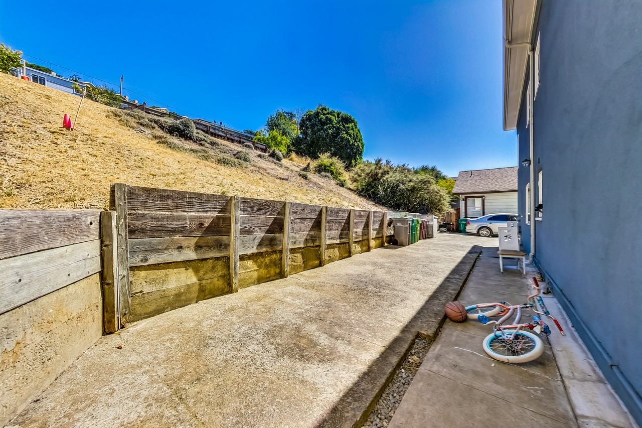 8600 Macarthur Blvd #B - Photo 7 of 17