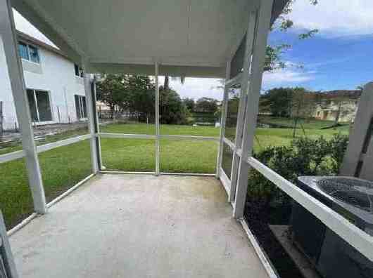 4744 Sw 63rd Ter #4744 - Photo 3 of 22