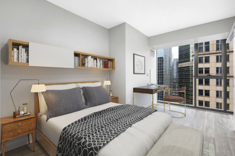216 W Wells St - Photo 6 of 20