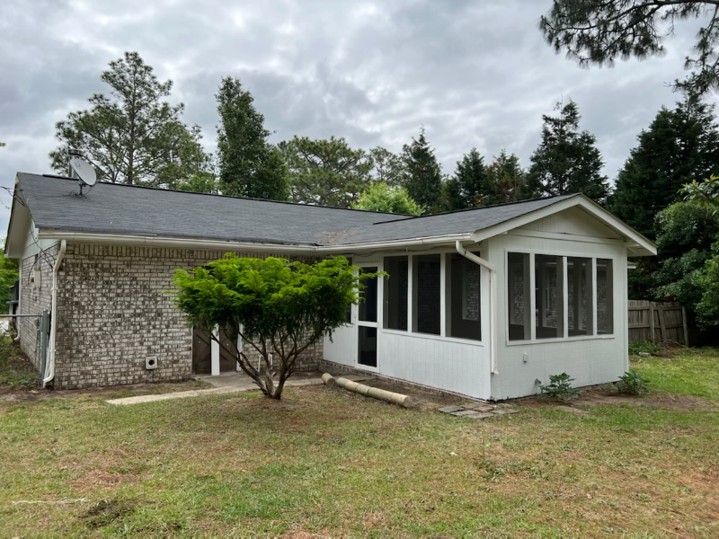 4932 Mcdonald Ave - Photo 3 of 5