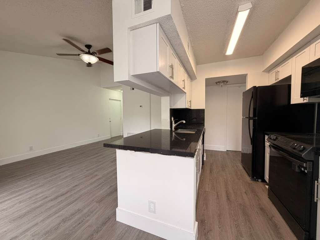 5760 Rock Island Rd #330 - Photo 5 of 16