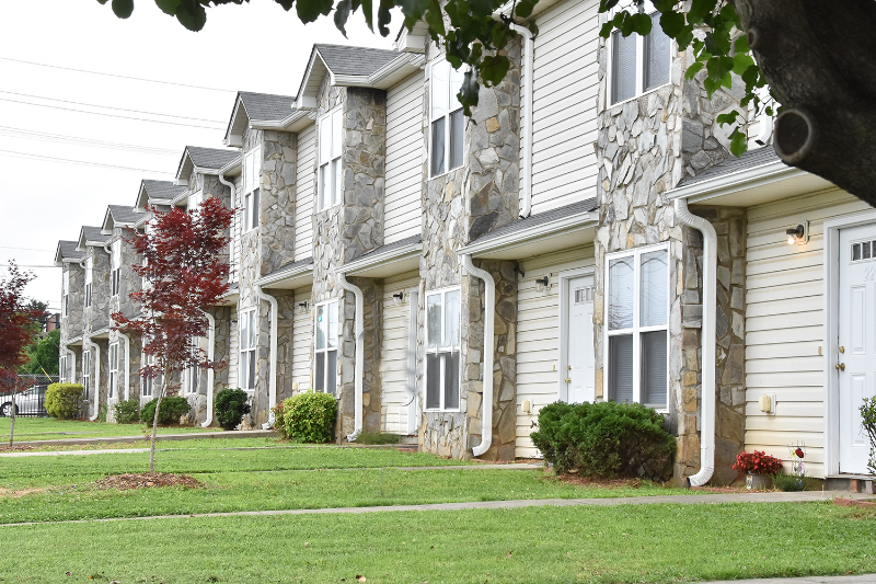 650 S Main St #5