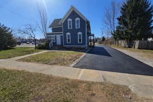 featured image of 113 W Liberty St #2