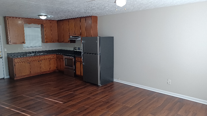 801 Lane St #B - Photo 2 of 9