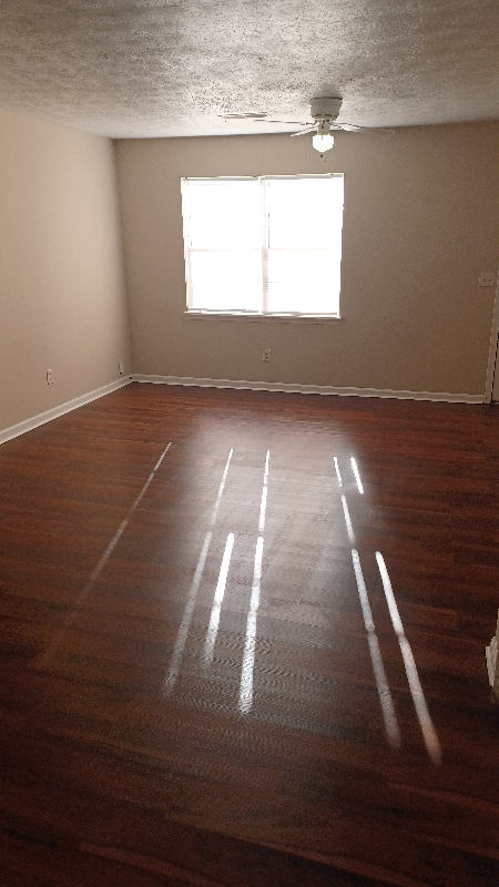 801 Lane St #B - Photo 3 of 9