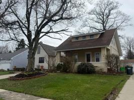 featured image of 1612 Parker Dr