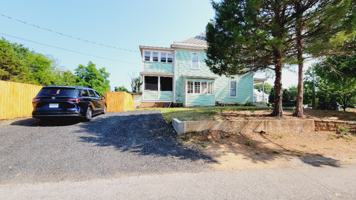 featured image of 1003 Rivermont Ave